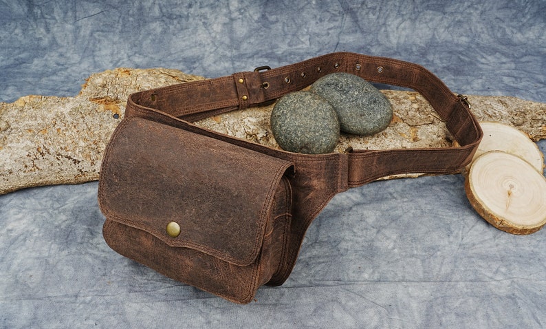 Handmade Leather Utility Waist Bag With Adjustable Belt, Leather Hip Belt bag, Festival Fanny Pack , Gift for her zdjęcie 5