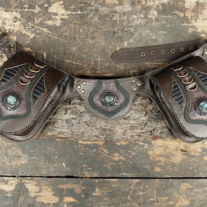 Handmade Leather waist belt with two pocket's || Utility Leather belt with labradorite gemstone || Festival Leather Belt For Unisex ||