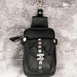 Leather Waist Belt with Nickel Silver Fittings - Adjustable for Perfect Jeans Fit" Leather Hip Bag for Unisex.