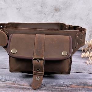 Handgemachte Braune Leder Gürteltasche mit Verstellbaren Gürtel, Festival Hip Bag, Burning Man Gürteltasche, Bauchtasche aus Leder