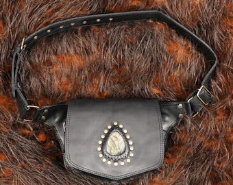 Handmade Black Leather Studded Waist Bag: Unisex Festival  display picture 3