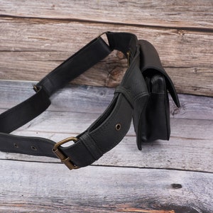 Handmade Leather Utility Waist Bag With Adjustable Belt, Leather Hip Belt bag, Festival Fanny Pack , Gift for her zdjęcie 7