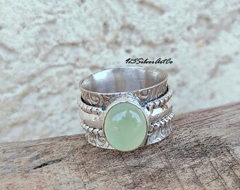 Handmade 925 Silver Prehnite Ring: Oval Green Stone, Split Band
