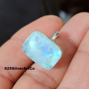 Handmade Moonstone Ring: 925 Sterling Silver Band Ring