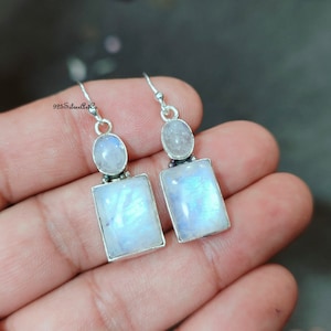 Blå eldmånstensörhängen: Handgjorda smycken i 925 sterlingsilver