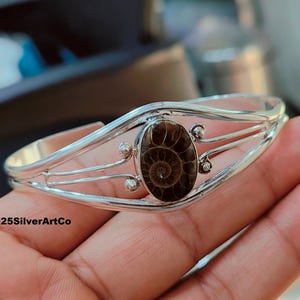 Bracelet-jonc fait main en argent sterling avec ammonite : bijoux en pierres précieuses réglables
