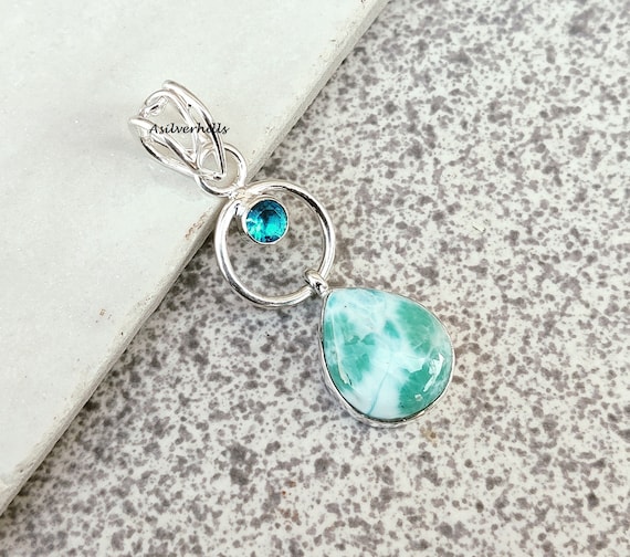 Pendentif En Larimar Et Topaze Bleue Sur Argent 925 - Bijou Fait Main - Neuf Avec Boîte Cadeau
