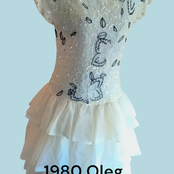 Oleg Cassini ivory sequined silk  ruffled tulle dress short sleeve size 8