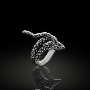 Adjustable Minimalist Snake Ring For Men, Handmade Men Ring, Unique Man Ring, Man Ring, Animal Ring, Snake Ring for Man, Gift For Him