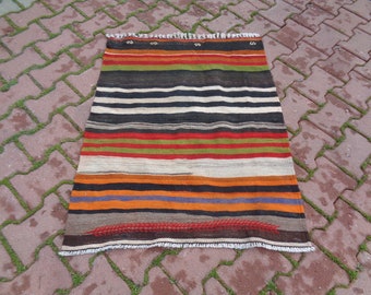 3.2x2.6 Vintage Small Kilim Rug, Hand Woven Bedroom Rug, Rustic Kids Room Rug, Mat For Bathroom Non-Skid Boho Entrance Mat  ERKILET