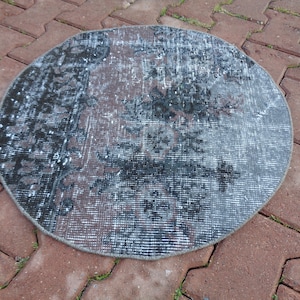 Small Dark Round Rug, Circle Bath mat, Vintage Entrance Mat, Rustic Circular Carpet, Non-Slip Kitchen Mat, Unique Circle Rug 2.3x2.3 Ft 1818