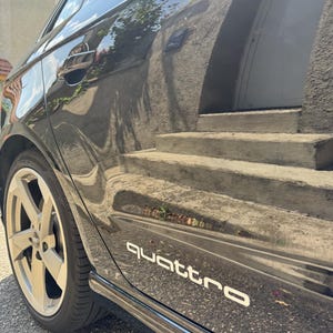 Set of 2 QUATTRO stickers