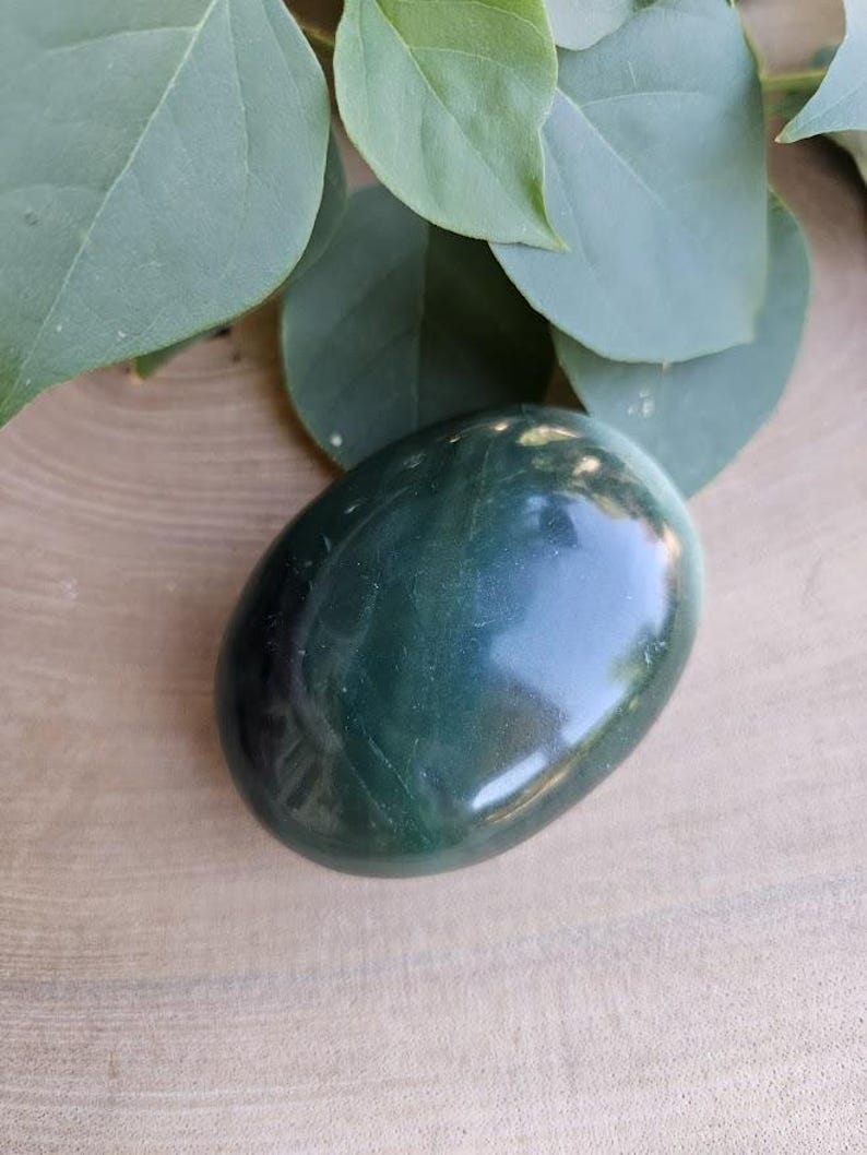 Quality Green Aventurine Palm Stone / Green Crystals / Crystals for