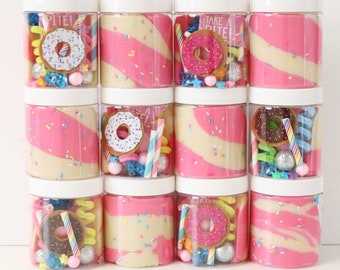 Donuts Playdough jar party favors, sweets playdough jars,  candy play doh kit, donuts birthday party favors, candyland party favors