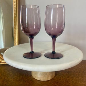 Pair of Vintage Amethyst Blown Glass Wine Glasses – Small Purple Stemware