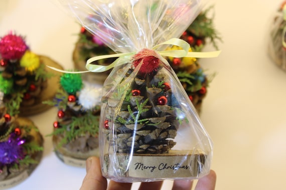Winter Wedding Party Gifts, Christmas Bulk Gifts, Holiday Party