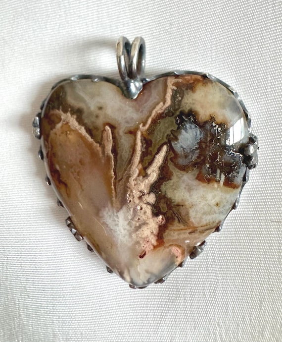 Flame Agate Heart Pendant - image 1