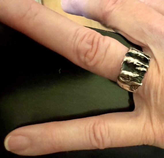 Sterling Silver Elephant Ring: Size 8.5 Statement… - image 4