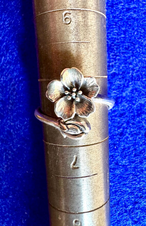 Ring with Flower, Adjustable - image 3