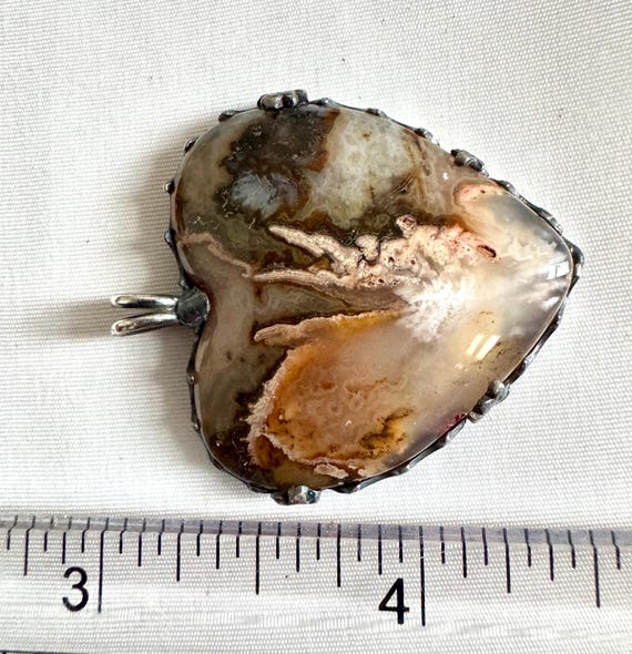 Flame Agate Heart Pendant - image 4