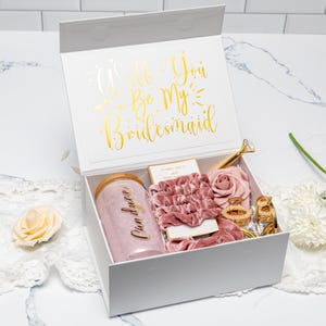 Bridesmaid Proposal, Personalized Bridesmaid gift, Personalized Bridesmaid Proposal Box, bachelorette propose, maid-of-honor proposal gift