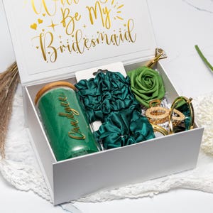Bridesmaid Proposal, Personalized Bridesmaid gift, Personalized Bridesmaid Proposal Box, bachelorette propose, maid-of-honor proposal gift