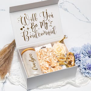 Bridesmaid Proposal, Personalized Bridesmaid gift, Personalized Bridesmaid Proposal Box, bachelorette propose, maid-of-honor proposal gift