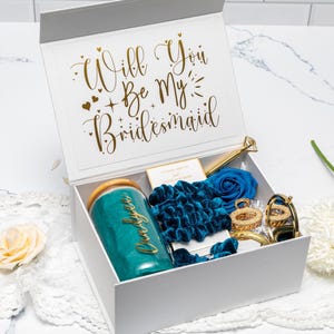 Bridesmaid Proposal, Personalized Bridesmaid gift, Personalized Bridesmaid Proposal Box, bachelorette propose, maid-of-honor proposal gift