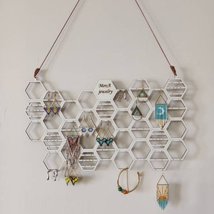 Personalized Wooden Earring Organizer, Wood Honeycomb Wall Hangin Stand, Jewelry Holder Display, Gift For Women/Mother Gifts