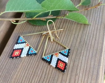 Triangle Beaded Earrings, Brick Stitch Beadwork Earrings, Brass Dainty Earrings, Miyuki Beads İndigenous Jewelry