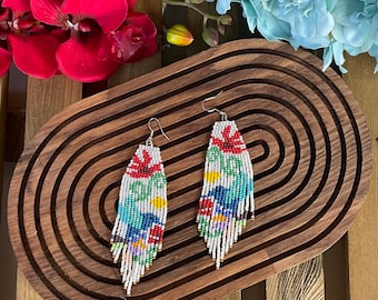 Kolibrie-kralenoorbellen: boho-rocailles met rocailles