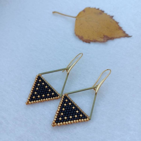 Triangle Beaded Earring, Fall Dangle Miyuki Delica Earrings, Triangle Brass Black and Gold Beads Jewelry