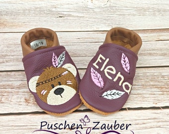 Chaussons en cuir bio avec prénoms pour bébés et enfants (chaussures rampantes éco Lederpatscherl) Cadeau ours indien pour naissance et baptême fille garçon