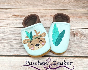 Chaussons en cuir bio avec prénoms pour bébés et enfants (chaussures rampantes éco Lederpatscherl) Hirsch cerf cadeau naissance baptême fille garçon
