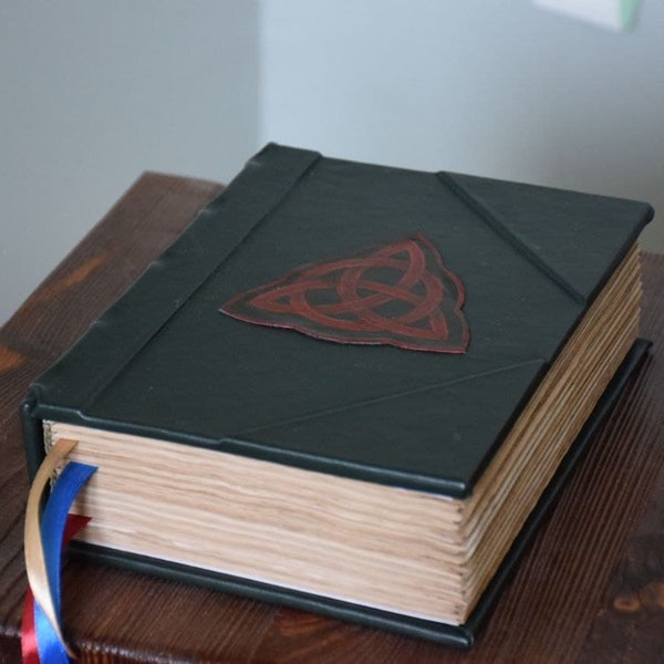 Book of Shadows BOS Replica Charmed con scatola inglese francese italiano