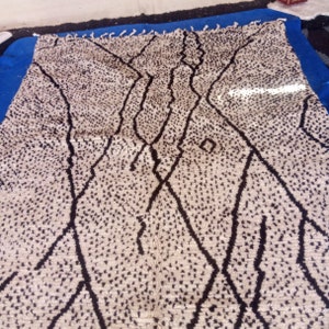Moroccan rug cute white and black rug bedroom livingroom handmade beni ourain carpets cute cool and abstract rug