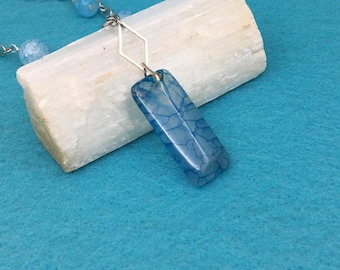 Colgante de cuentas de ágata veteada de dragón azul cielo a océano