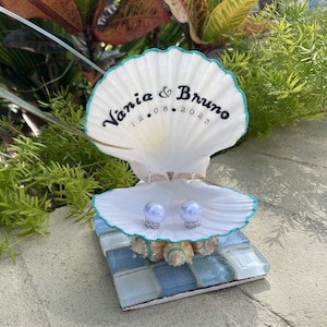 Personalized Seashell Ring Bearer Box/Personalized Engagement Ring Box/Proposal Ring Box/Sea Shell Ring Box/Wedding Ceremony/Aquamarine