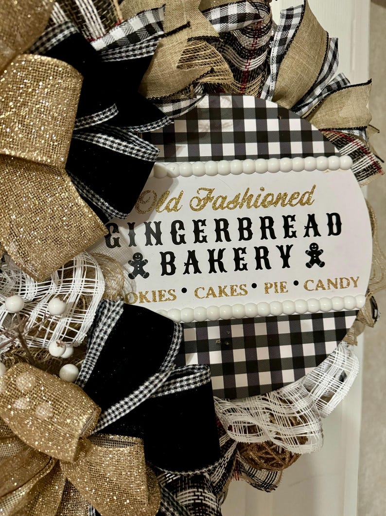 Farmhouse Style Christmas Gingerbread Wreath Holiday Front Door ...