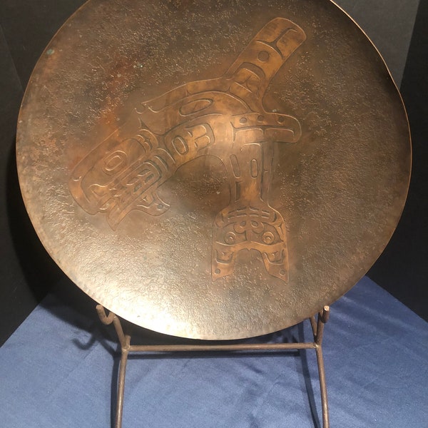 Harold Jackson Alfred large copper dish from 1980s on a display stand