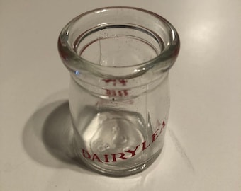 Dairylea Syracuse NY milk or creamer little 3/4oz jar vintage 1940s