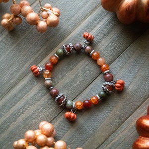 Pumpkin Patch Beaded Bracelet, Fall Jewelry, Autumn Jewelry, Pumpkin Jewelry, Pumpkin Bracelets