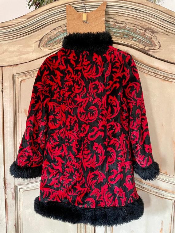 Valentine’s Day! Vintage Tapestry Coat. Estimated… - image 10