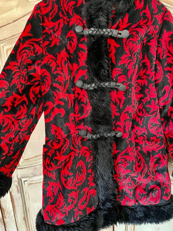 Valentine’s Day! Vintage Tapestry Coat. Estimated… - image 5