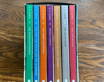 The Chronicles of Narnia: Boxed set of 7 books, by C. S. Lewis (Harper Trophy, 2005)