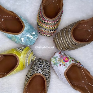 Handmade punjabi jutti/khussa/mojari for women | white / black / yellow / pale turquoise