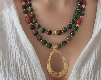 Women Pendant Chunky Gold with Green & Red Agate Beads, Gemstone Layered Necklace, Handmade Evening Jewelry, Sister Gift