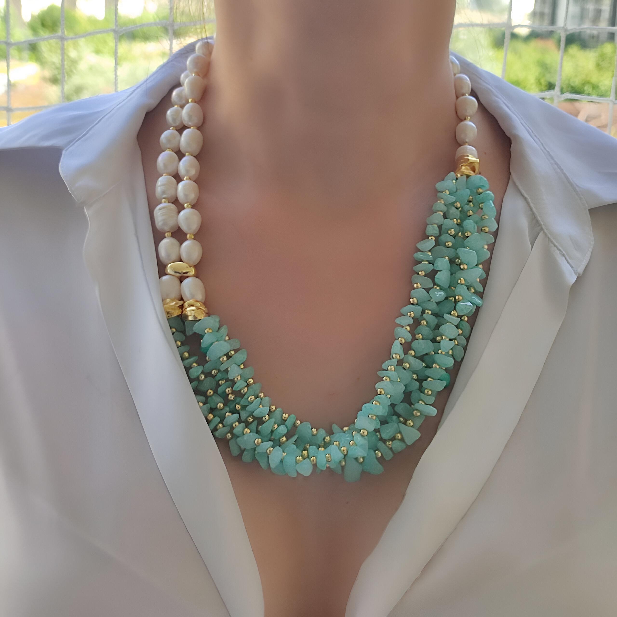 Vitale collana di perle scaramazze, lunga, con chiusura d'argento e