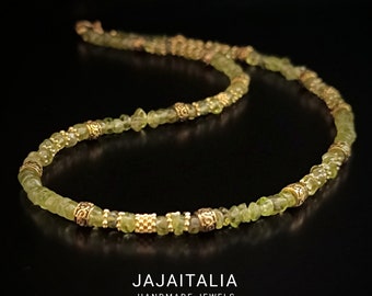 Elegante Collar de Peridotos y Oro - Joyería Artesanal Italiana