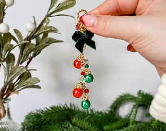 Ornament Beaded Charm Keychain For Bags Or Phones, Winter Beaded Keychain, Handmade Beaded Accessory, Short Beaded Keychain